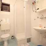 Rukavac 8837a דירה *