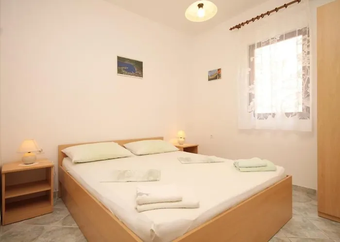 Apartman Rukavac 8837a Vis