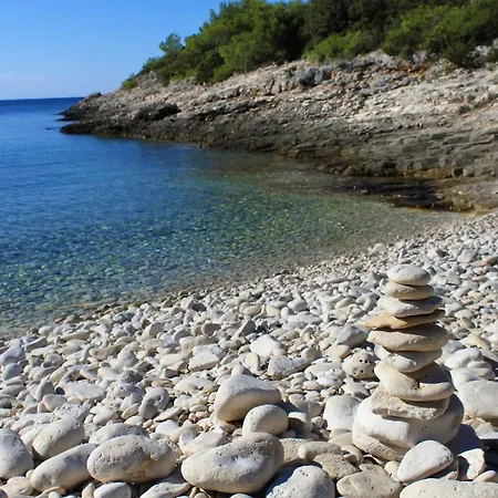 아파트 Rukavac 8837a 비스